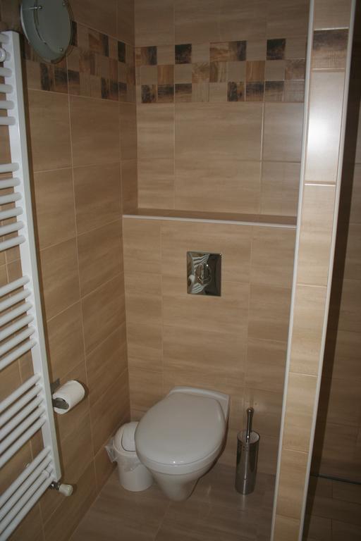 Malomko Apartman Zsira Exterior photo