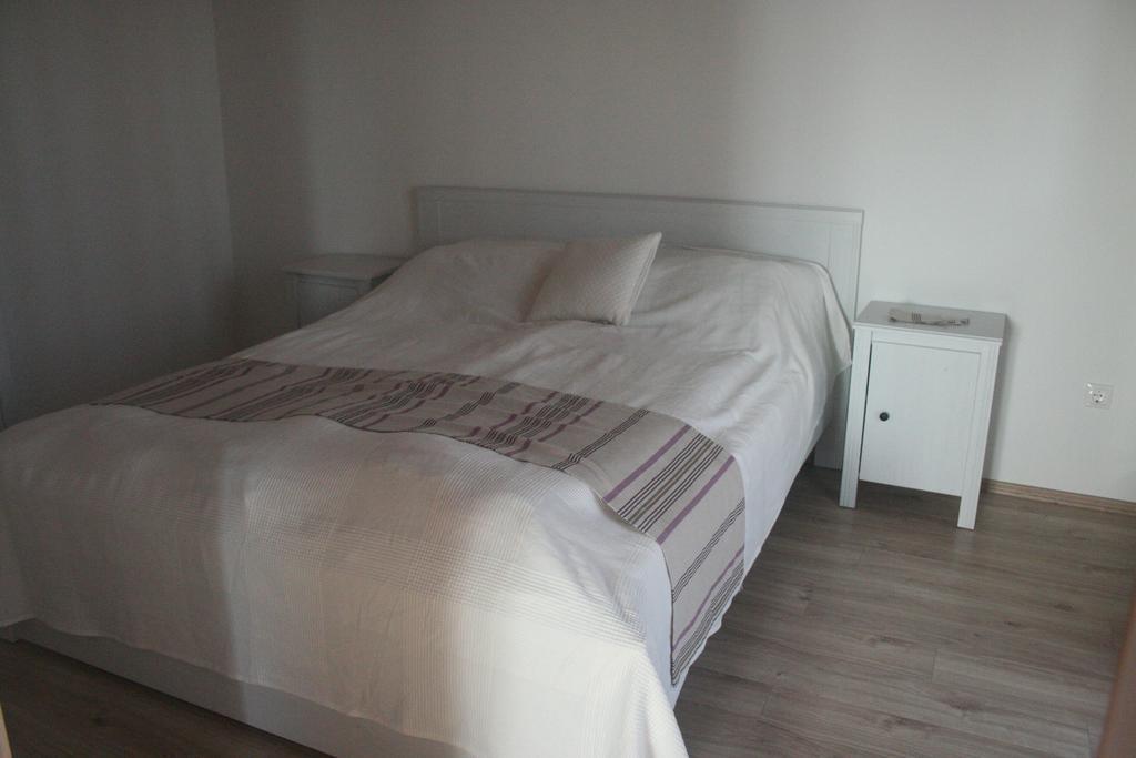 Malomko Apartman Zsira Exterior photo